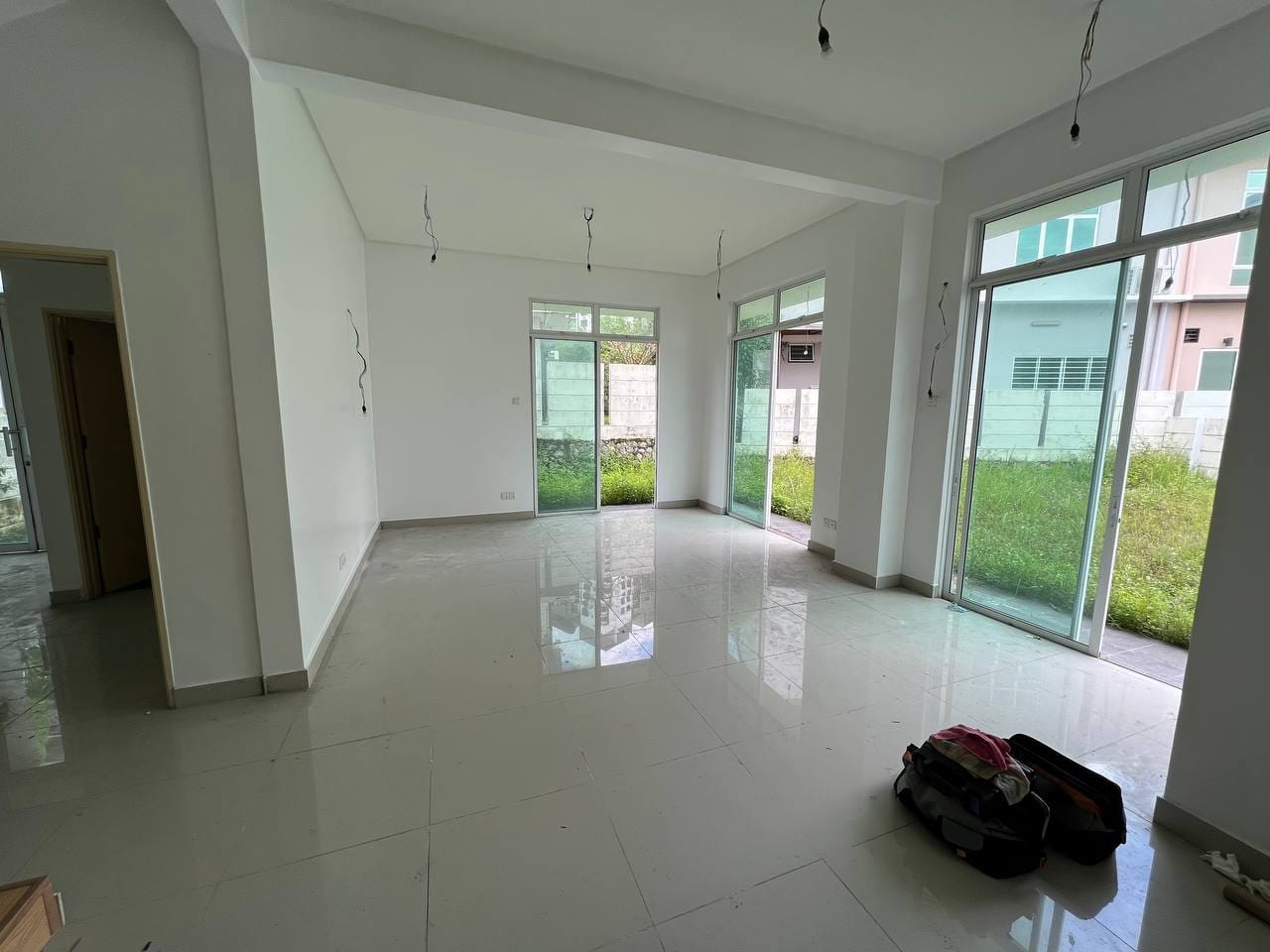 SEMI D 2 STOREY AVENUE 6 BANDAR TUN HUSSEIN ONN - photo 3