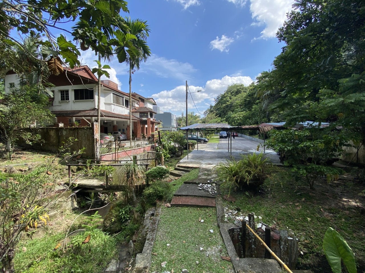 TANAH LOT BUNGALOW TAMAN HIJAU, UKAY HEIGHTS - photo 2