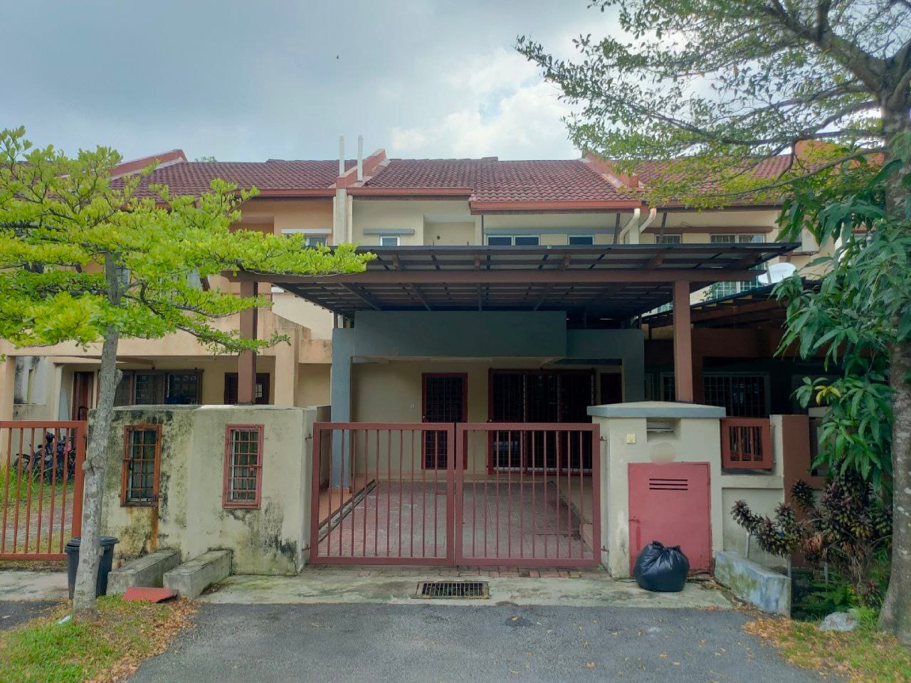DOUBLE STOREY TERRACE TAMAN PERINDUSTRIAN UEP