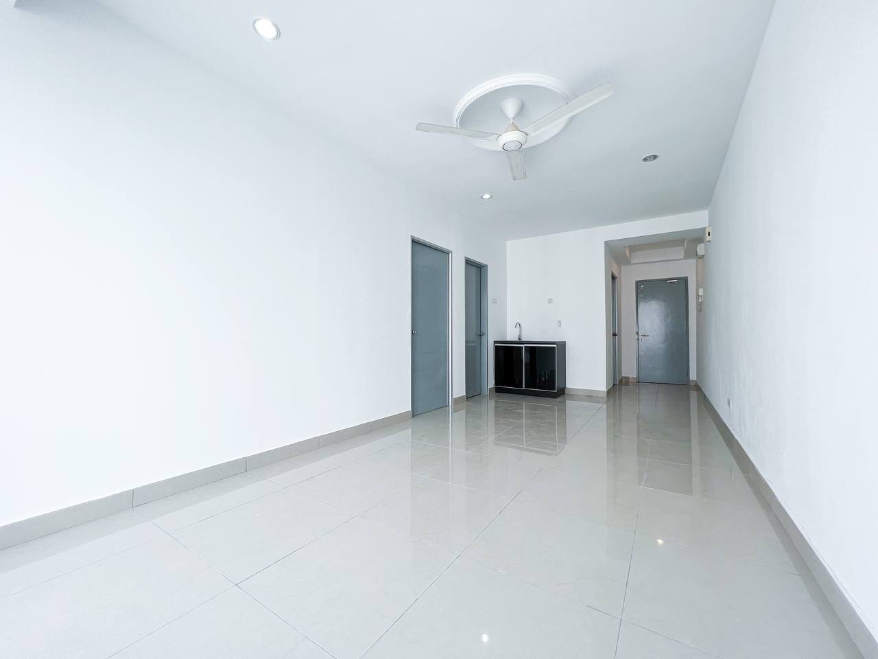 MENARA U CONDOMINIUM SEKSYEN 13 - photo 3