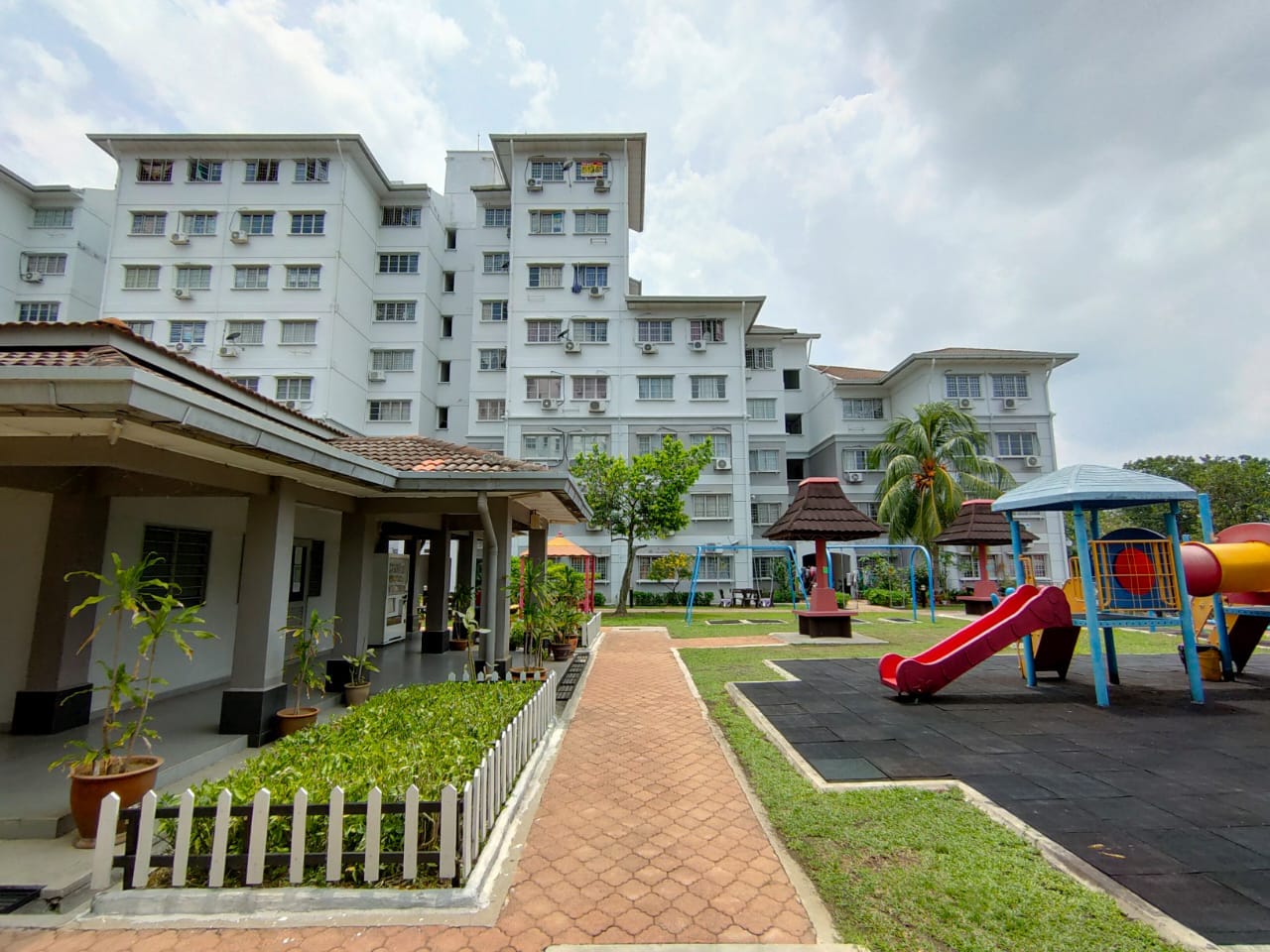FAIRVILLE APARTMENT USJ 22 SUBANG JAYA