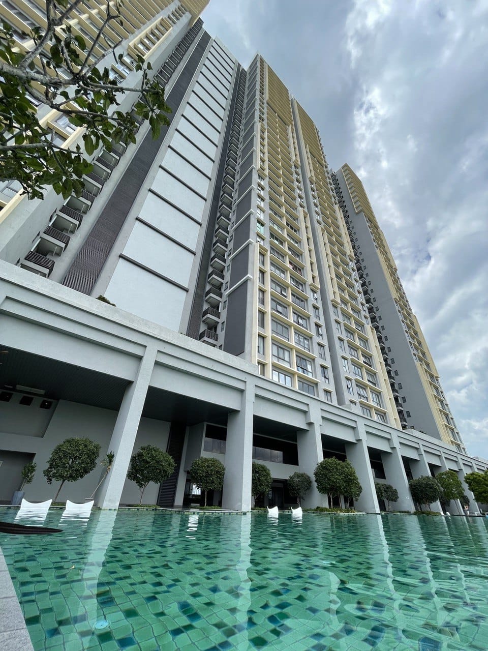SFERA RESIDENCY SERI KEMBANGAN