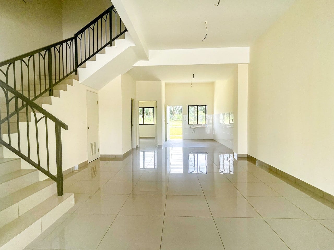 2 STOREY TERRACE MONET SPRING TIME SUNSURIA CITY - photo 3