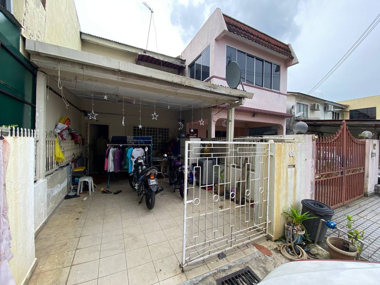 TERES 2 TINGKAT JALAN CEMPAKA AMPANG