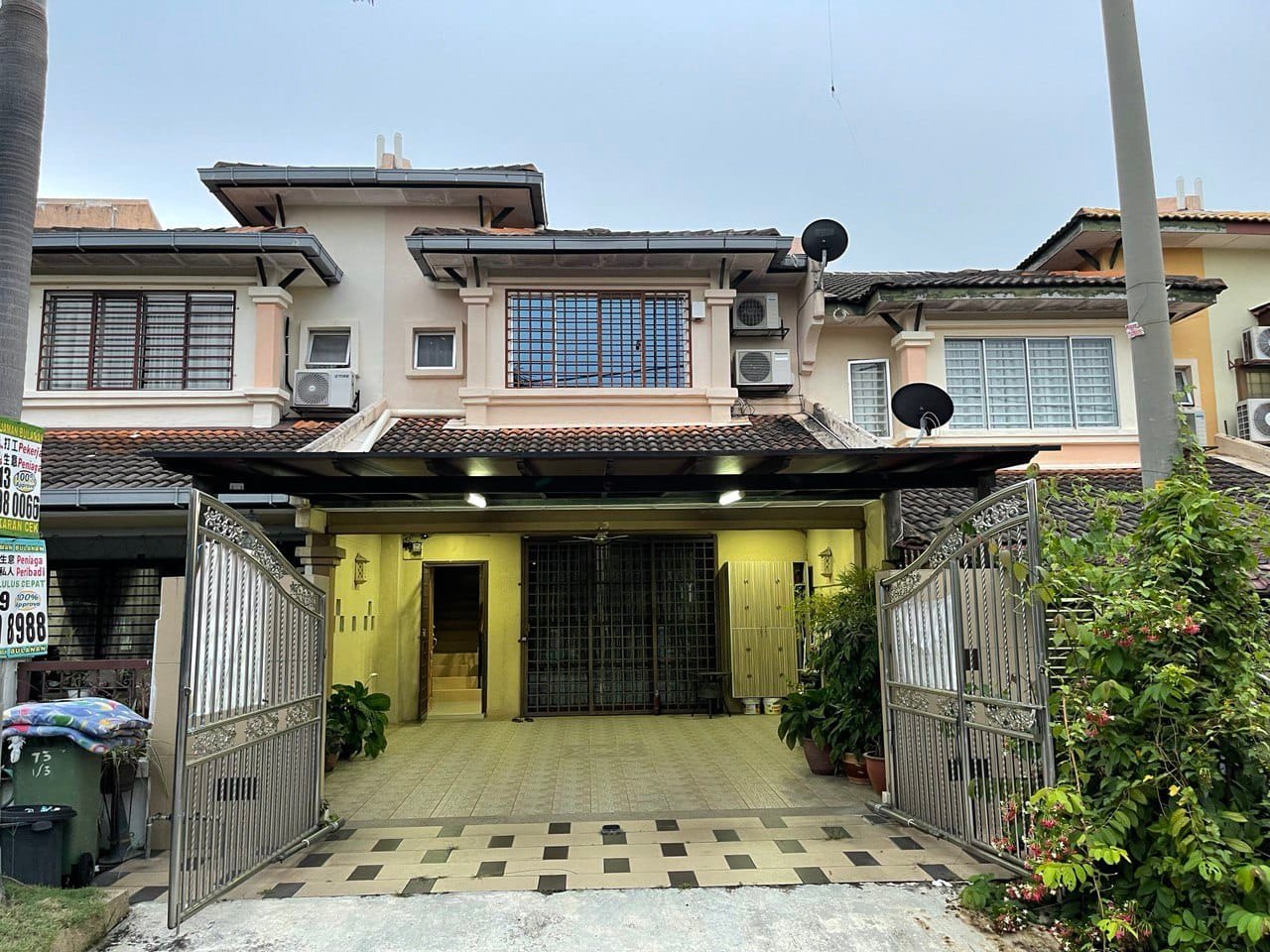 DOUBLE STOREY HOUSE TAMAN PRIMA SAUJANA