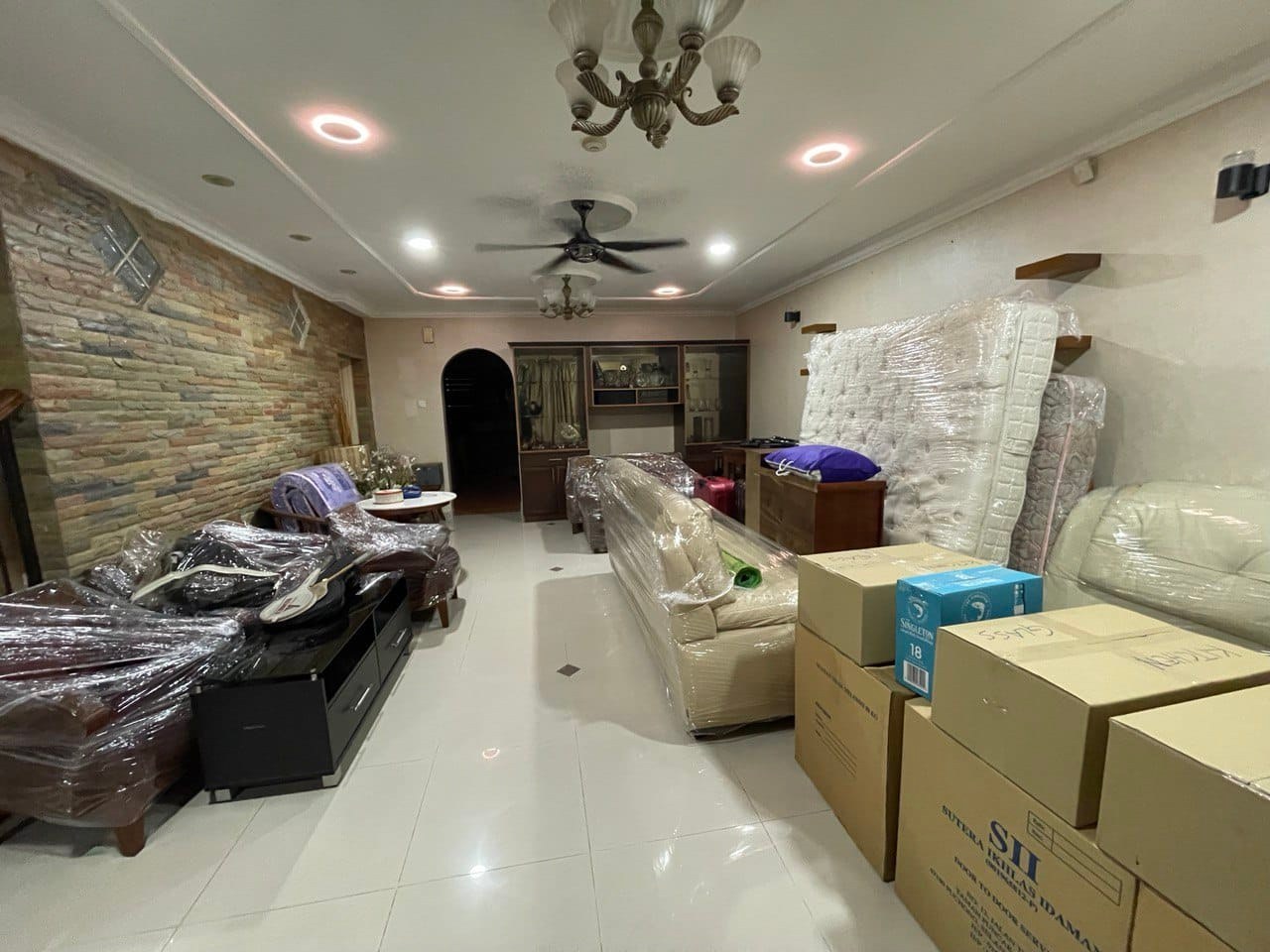 DOUBLE STOREY HOUSE TAMAN PRIMA SAUJANA - photo 4