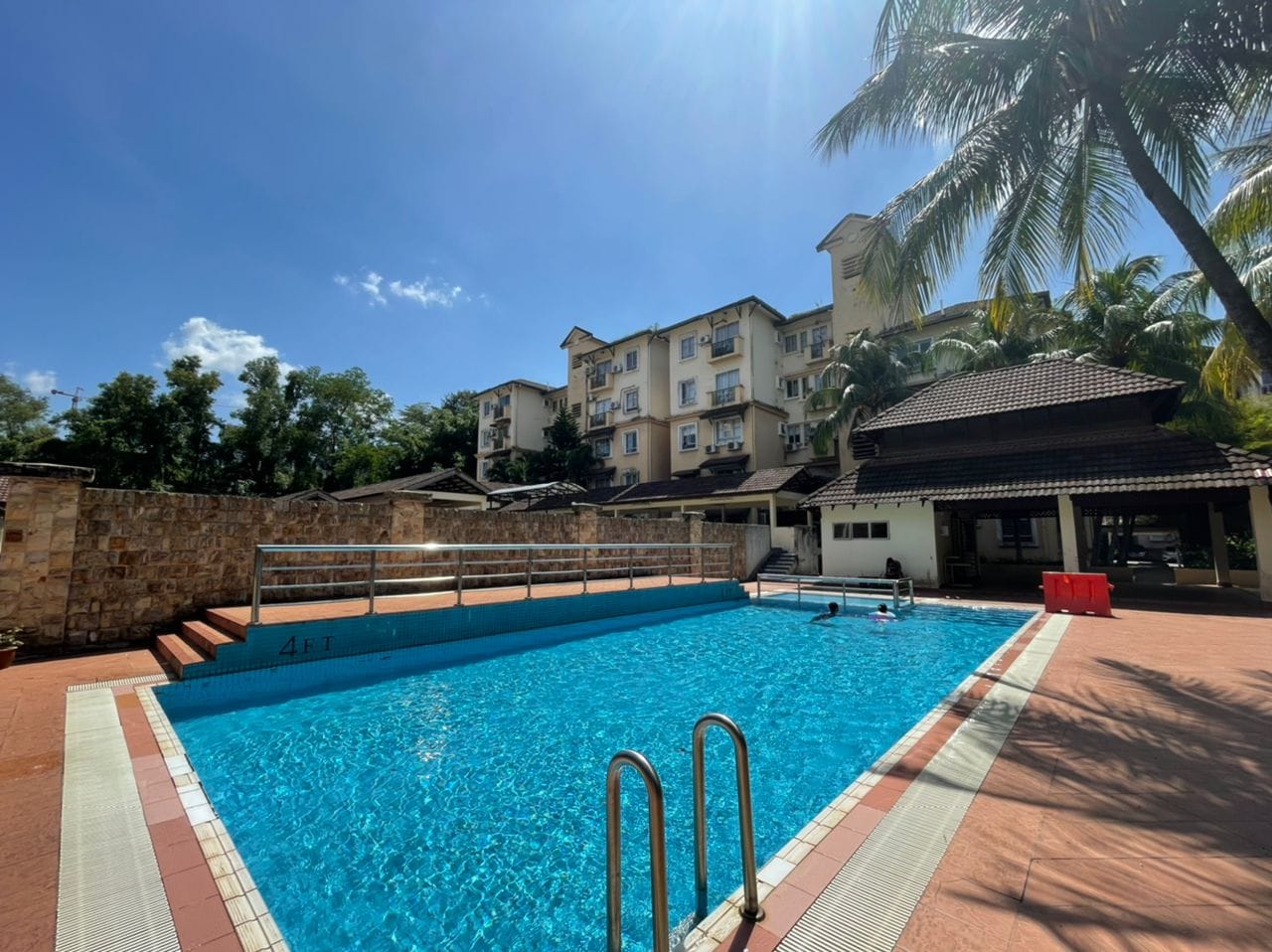 ALLURA APARTMENT PRIMA COURT