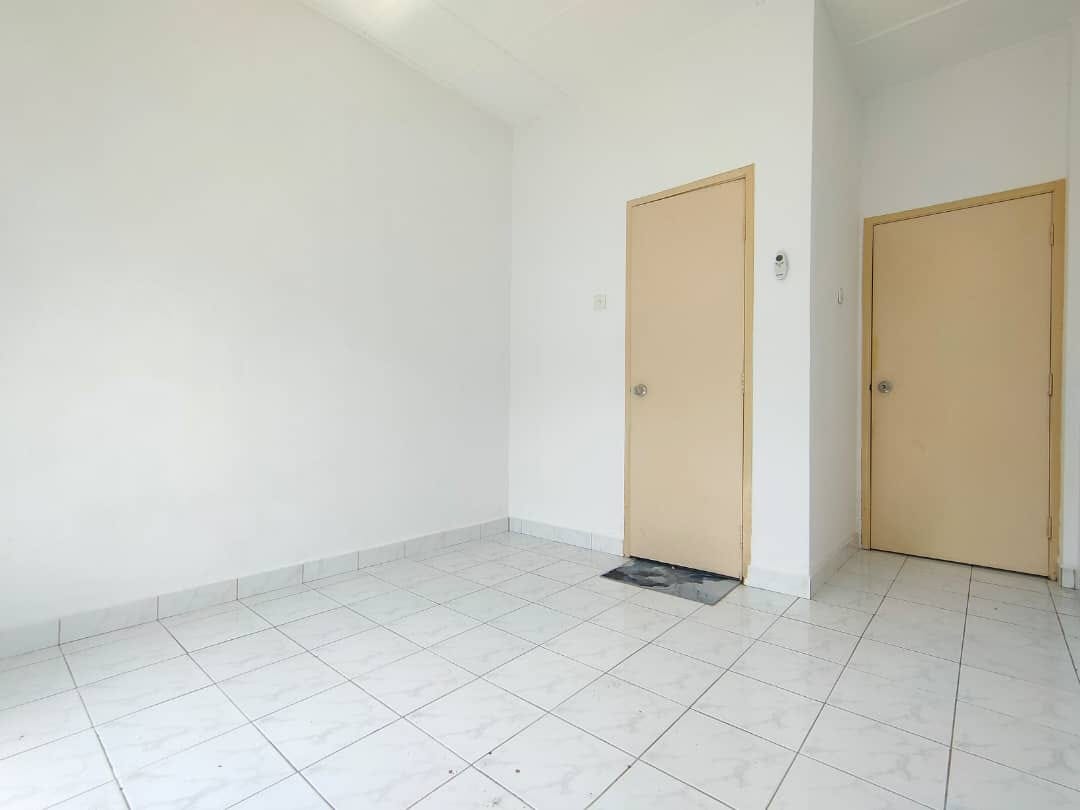 ALLURA APARTMENT PRIMA COURT - photo 4