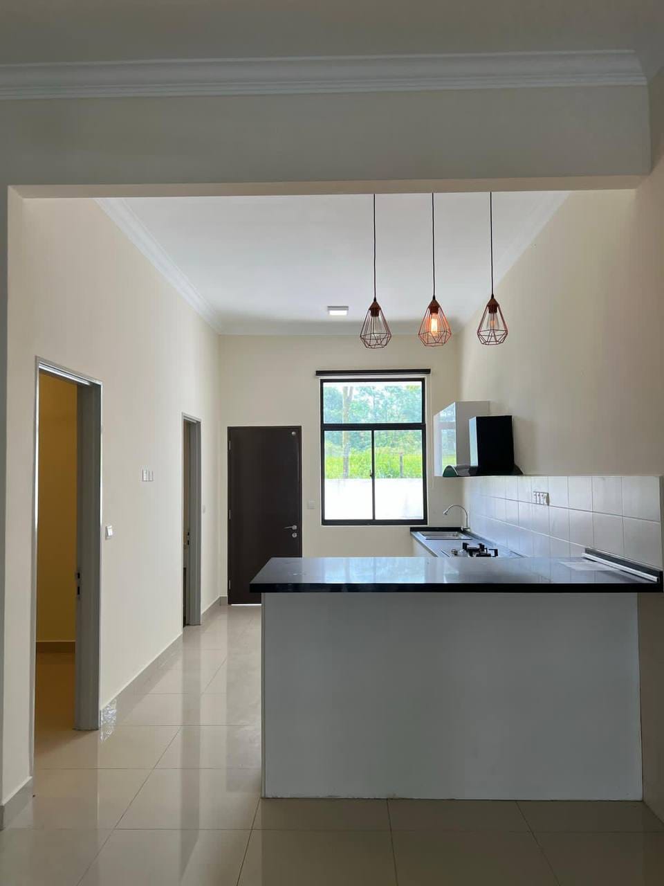 2 AND HALF STOREY TERRACE AVENS RESIDENCE - photo 3