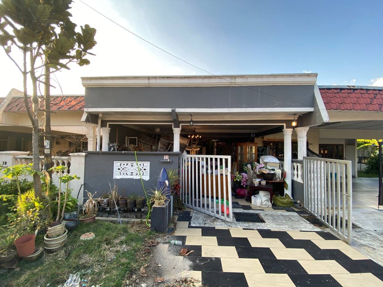SINGLE STOREY TERRACE SEKSYEN 1