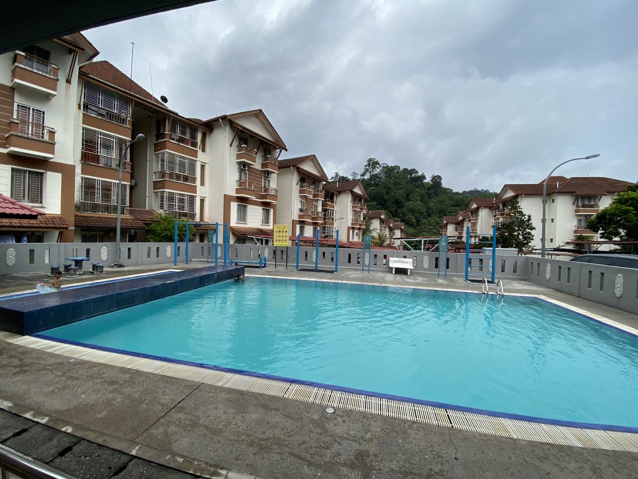 ANDARI TOWNVILLA HOUSE SELAYANG HEIGHTS