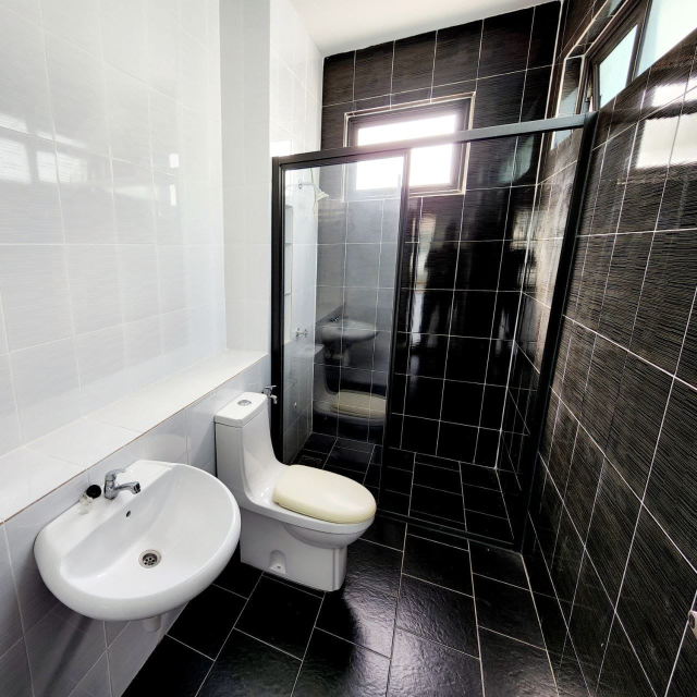 3 STOREY SEMI DETACHED HOUSE SAUJANA SURIA - photo 7