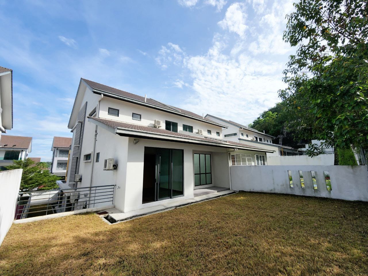 3 STOREY SEMI DETACHED HOUSE SAUJANA SURIA - photo 11