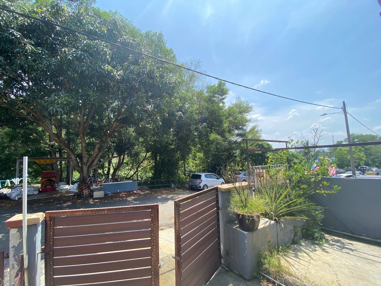 DOUBLE STOREY INTERMEDIATE TERRACE TAMAN MAWAR - photo 3