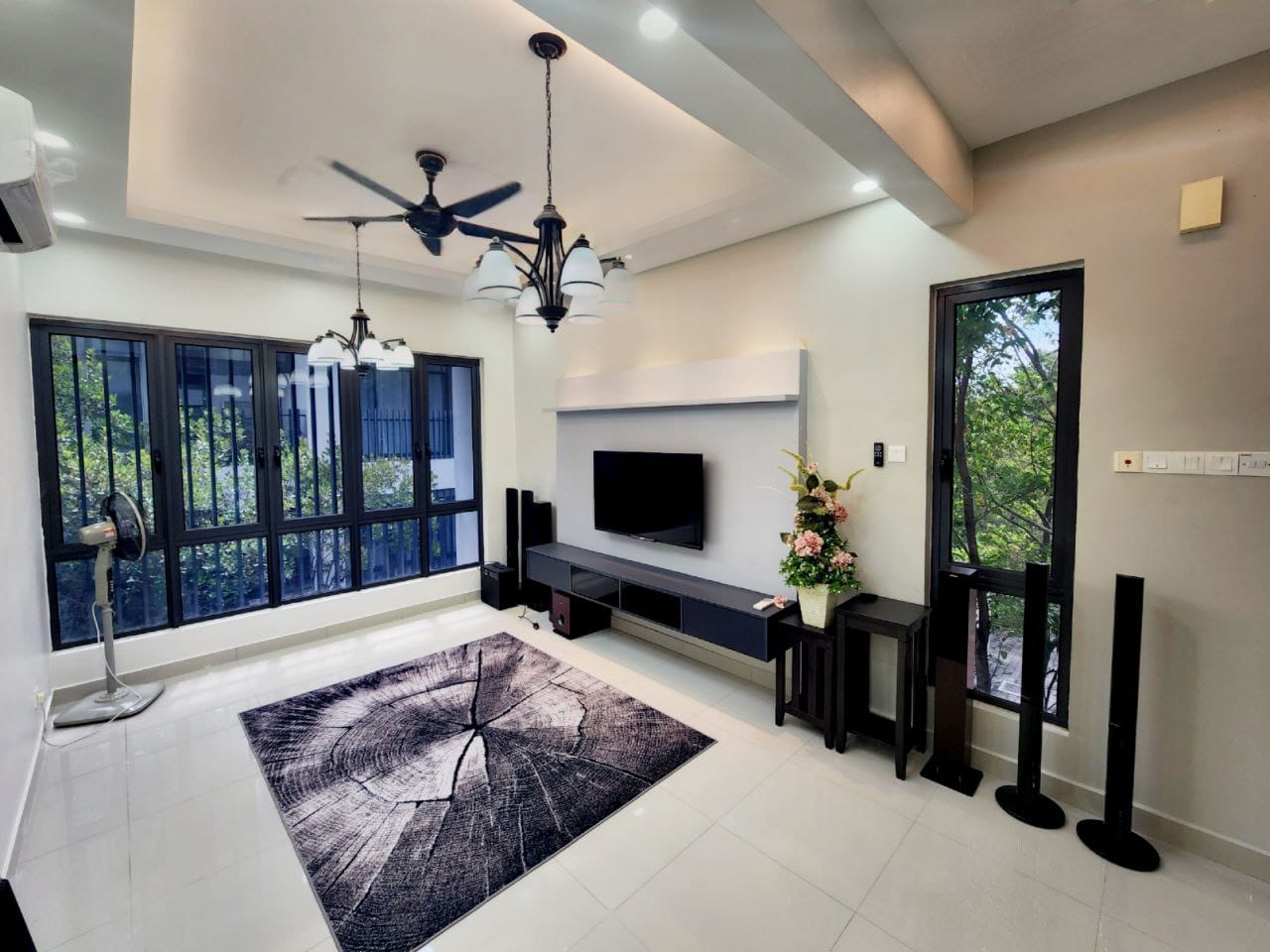 TOWNVILLA CRESENT PARK SEKSYEN 9 - photo 3