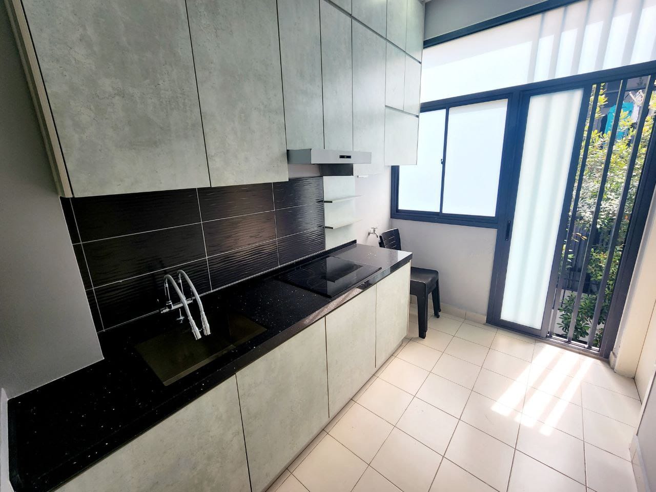 TOWNVILLA CRESENT PARK SEKSYEN 9 - photo 11