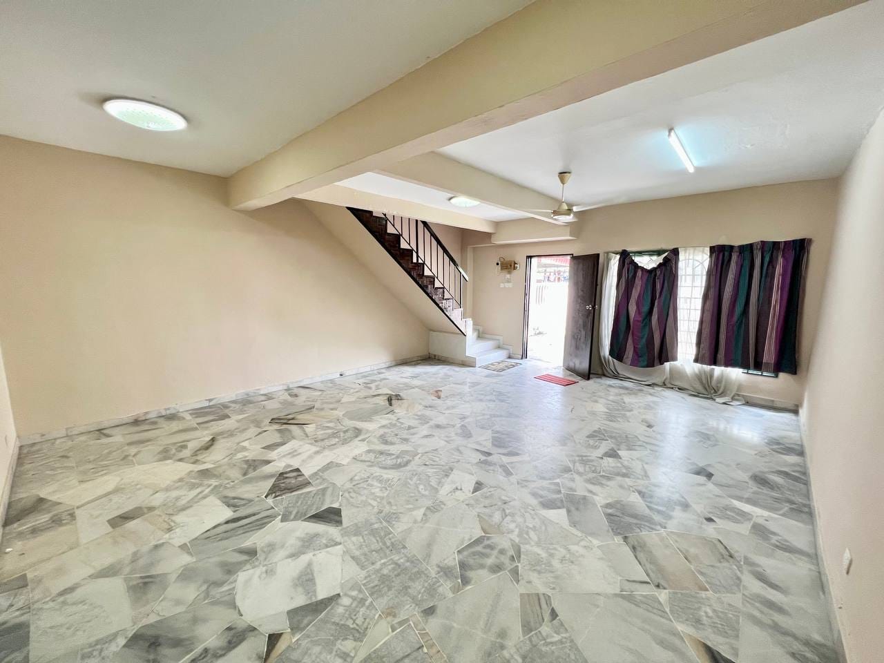 DOUBLE STOREY BANDAR COUNTRY HOMES FASA 1 - photo 3