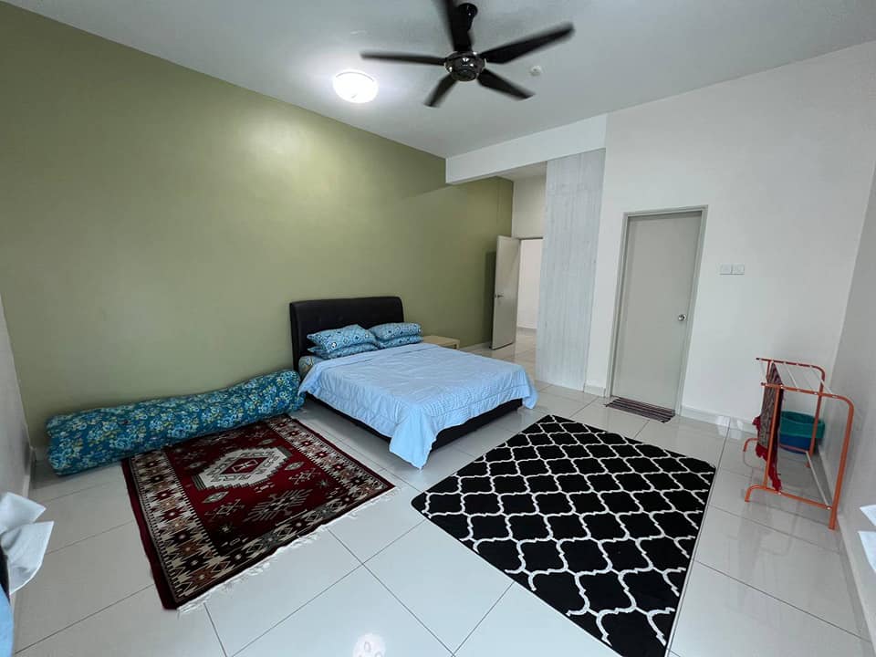 CONDOMINIUM TASIK VISTA, BANDAR TUN HUSSEIN ONN - photo 8