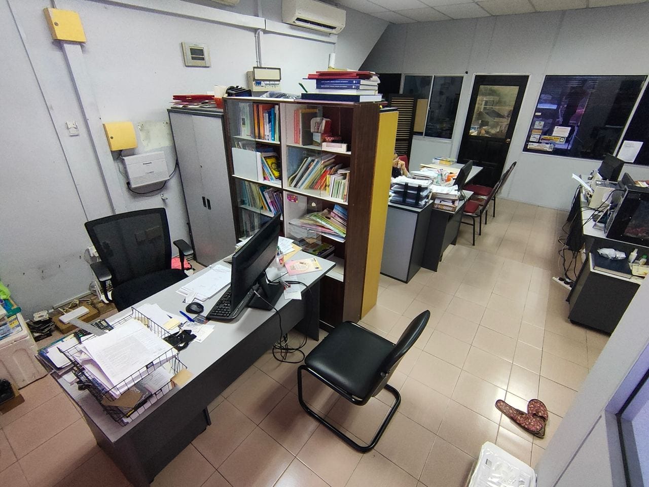 2 STOREY SHOPLOT TAMAN IKS SEKSYEN 9 - photo 4