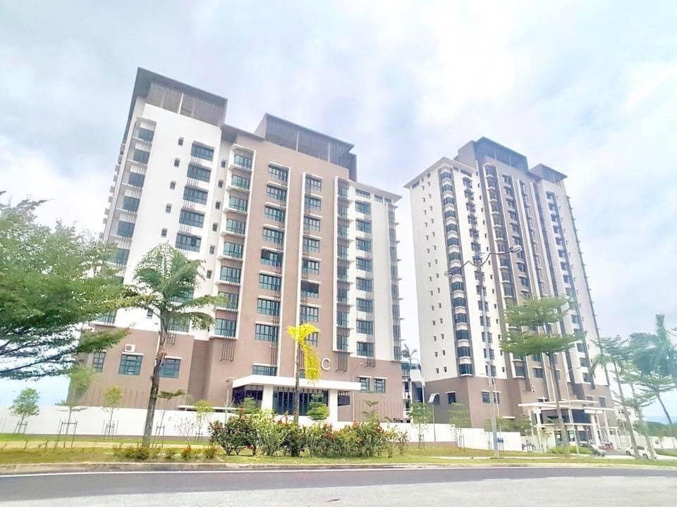 CONDOMINIUM TASIK VISTA, BANDAR TUN HUSSEIN ONN
