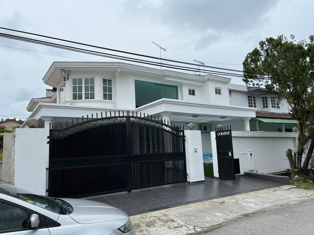DOUBLE STOREY SEMI D AMPANG JAYA