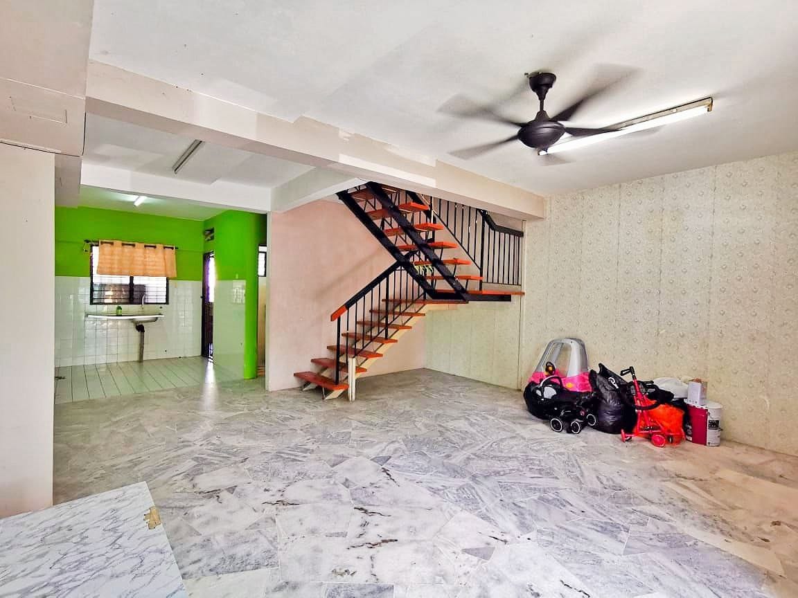 DOUBLE STOREY TERRACE HOUSE TAMAN SERI BAHAGIA - photo 3