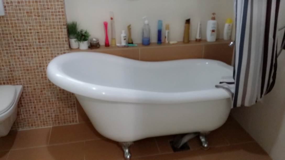 Fully Furnished Corner with Swimming Pool - photo 6