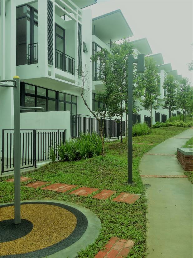 16 Quartz Brand New 3 Storey At Taman Melawati - photo 6