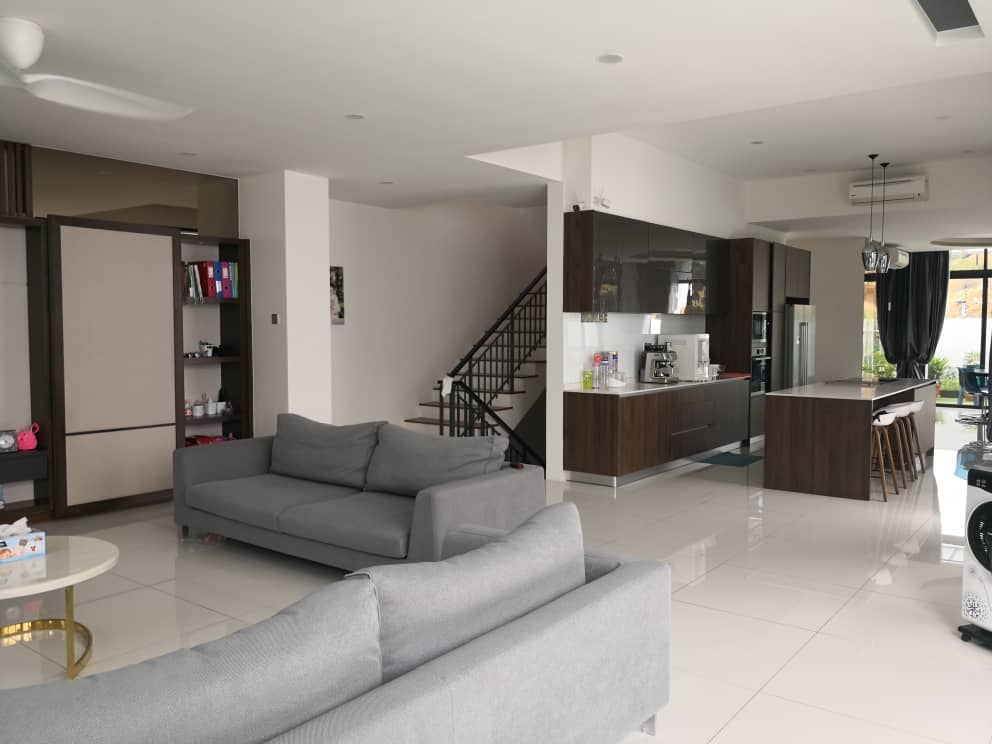 GOOD Buy 3 Storey Courtyard At 16 Quartz Melawati - photo 8