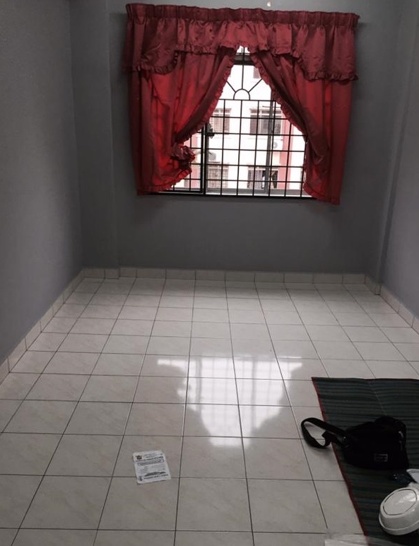 FREEHOLD Megah Villa Apartment Kota Warisan Nr ERL - photo 2