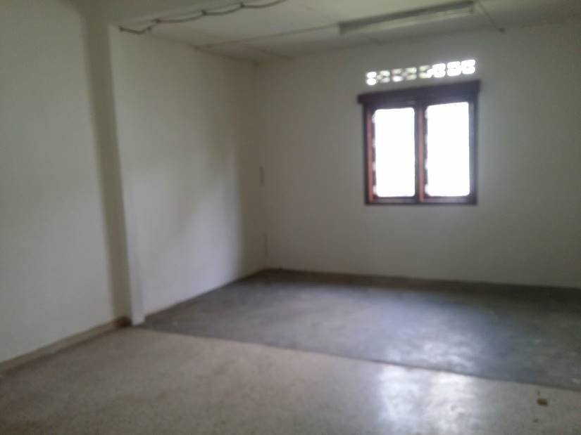 Single Storey 4650sf Jalan Enggang Taman Keramat - photo 2