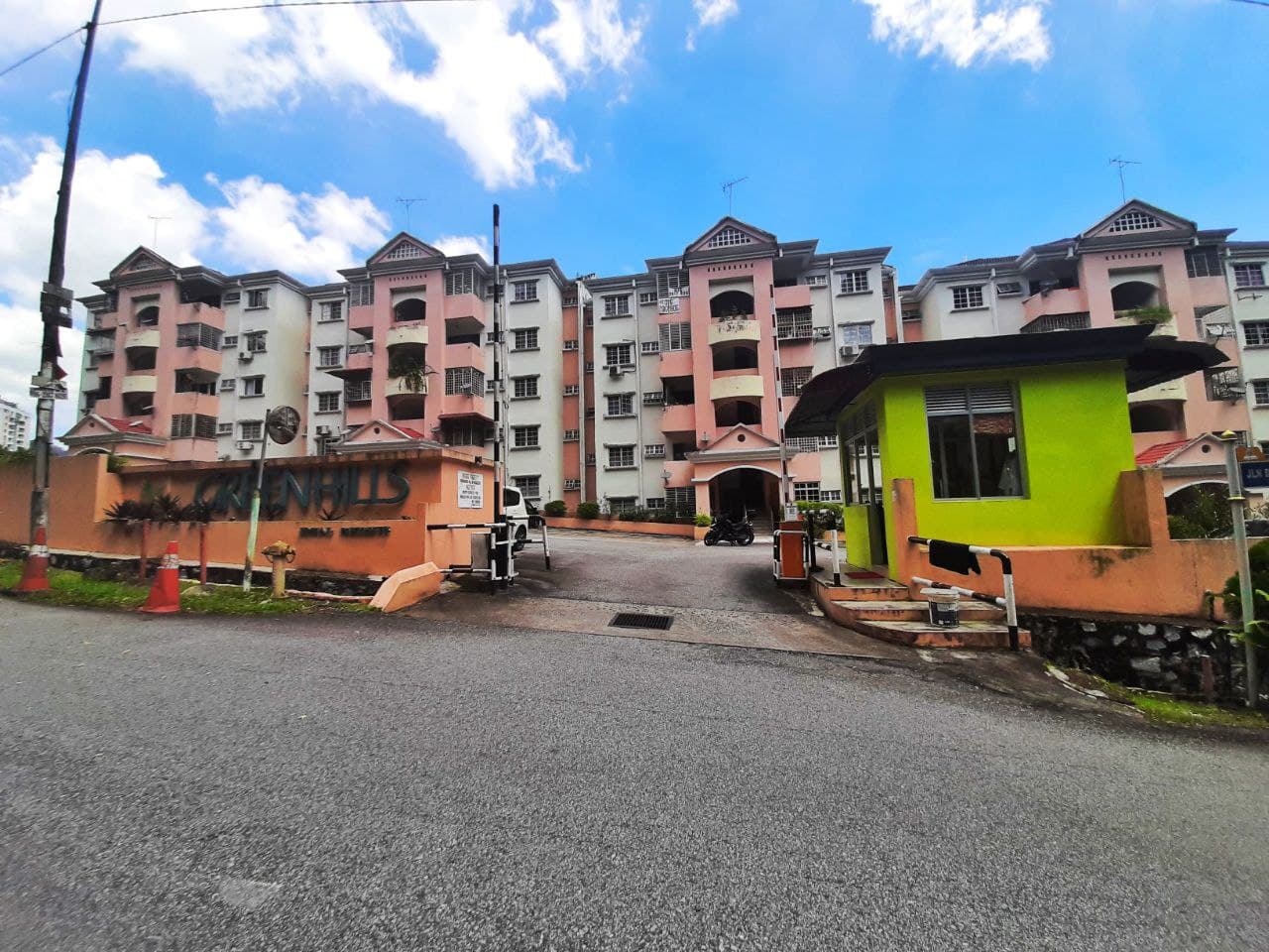 GREENHILLS APARTMENT ,Selayang Bukit Idaman - photo 2