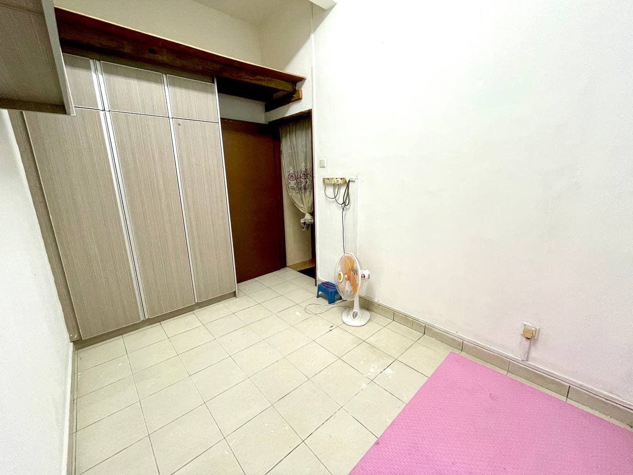 Double Storey Terrace Taman Damai Impian - photo 11