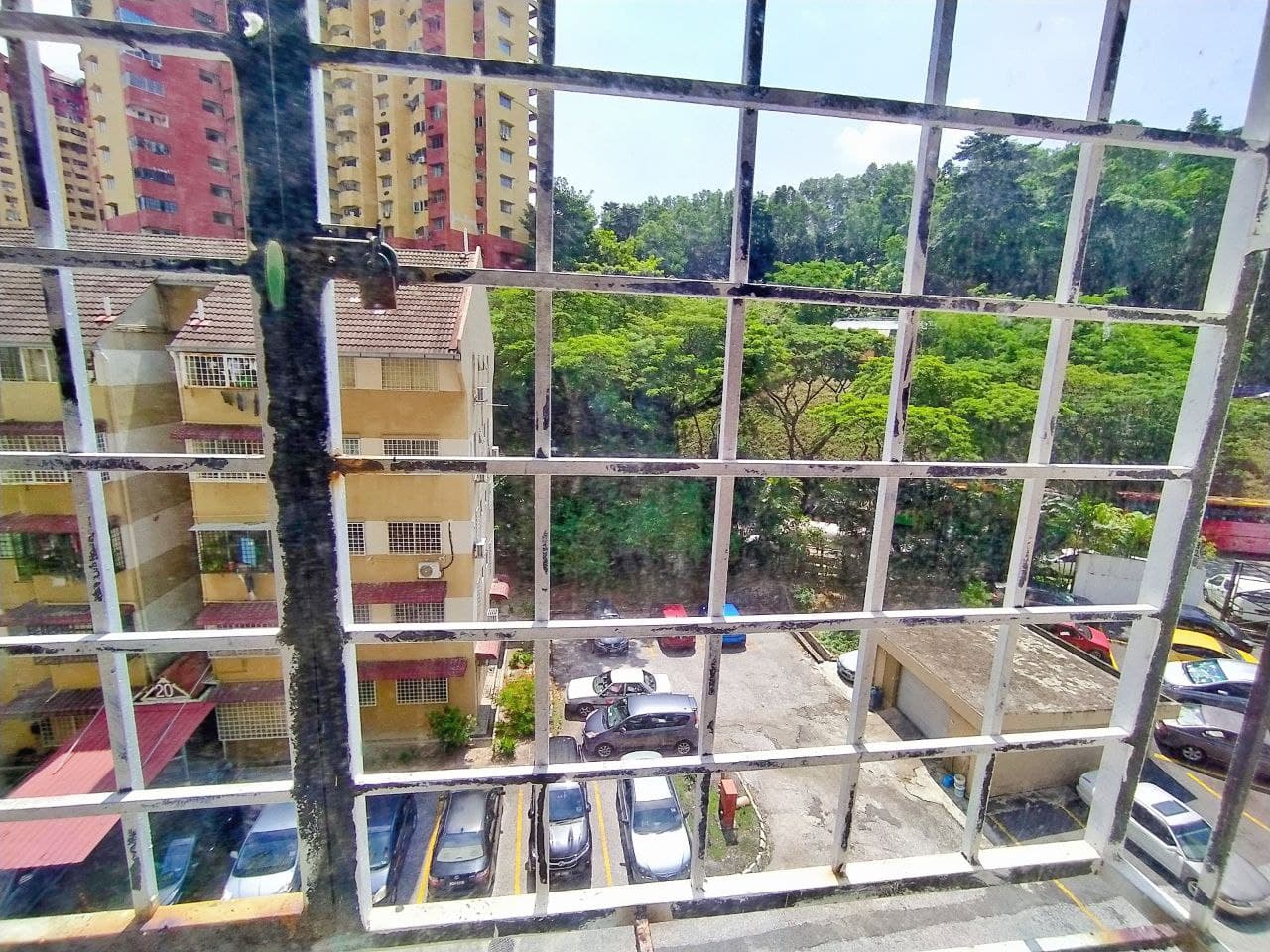 Winner Court A Apartment, Desa Petaling, Kuala Lum - photo 3