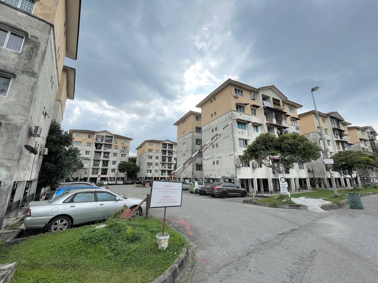 APARTMENT GUGUSAN MAWAR SEKSYEN 4 - photo 8