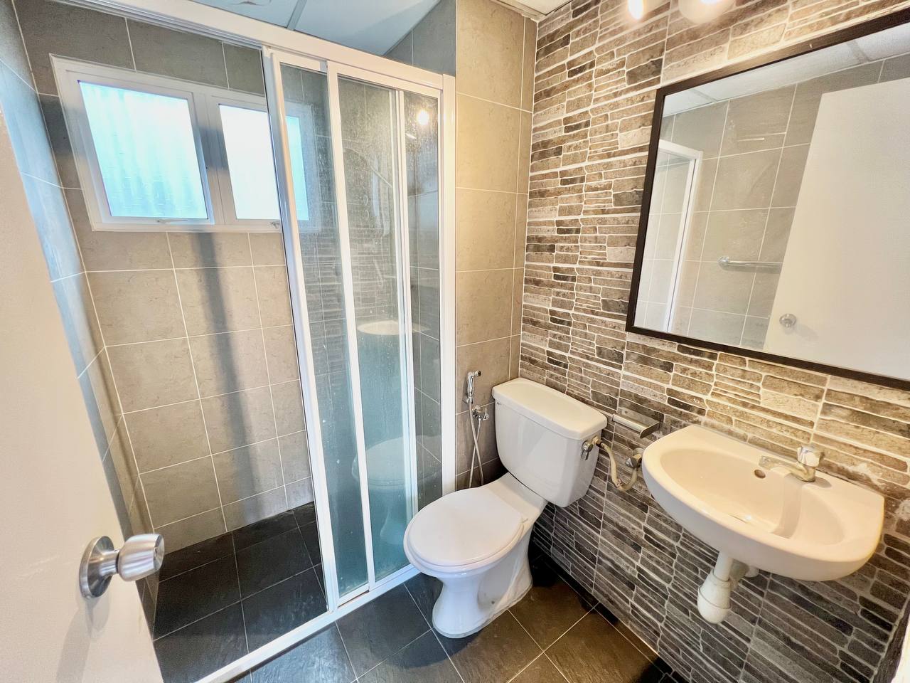 SD Tiara Apartment, Bandar Sri Damansara, KL - photo 6
