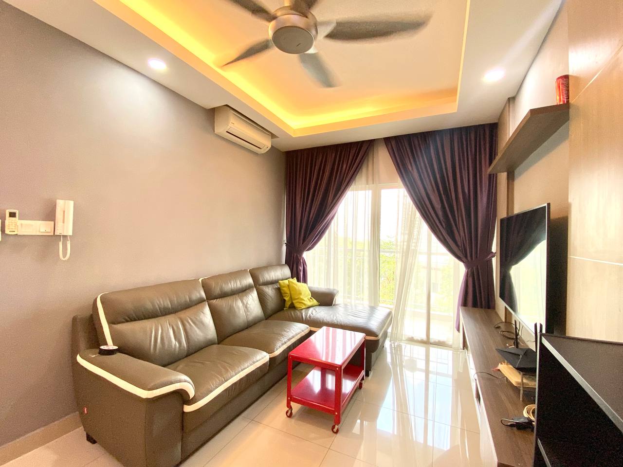 Metropolitan Square Blok B - photo 2