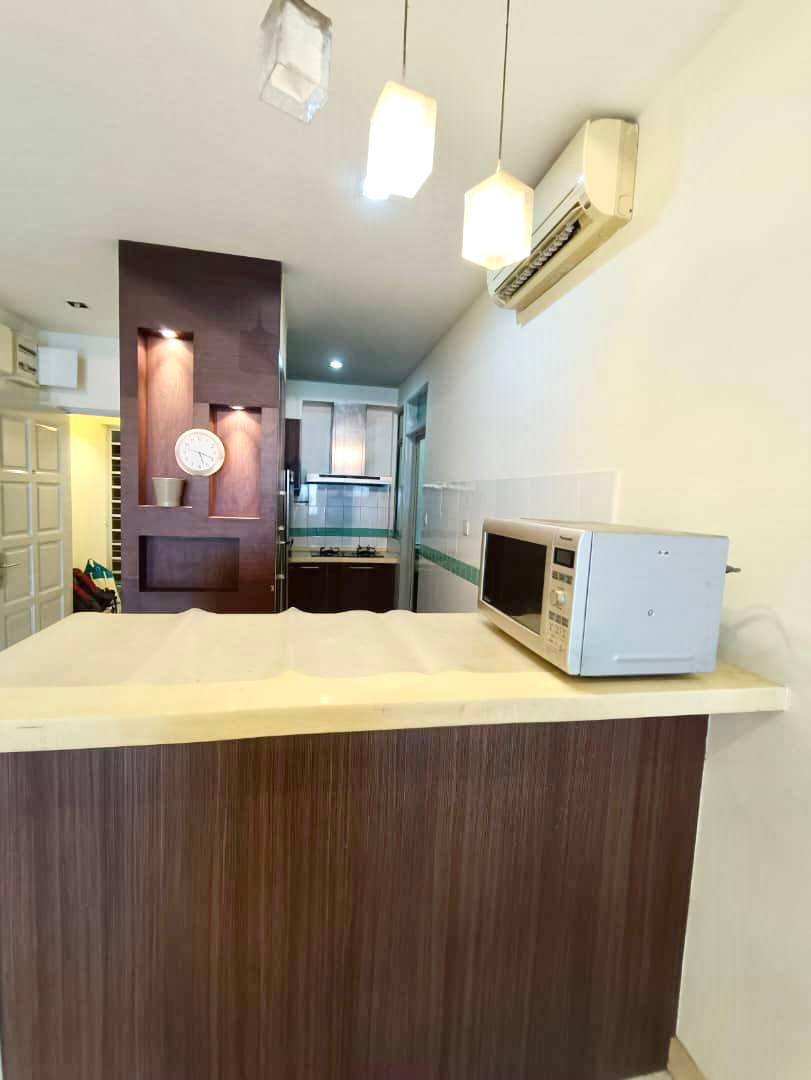 Metropolitan Square Condo - photo 4