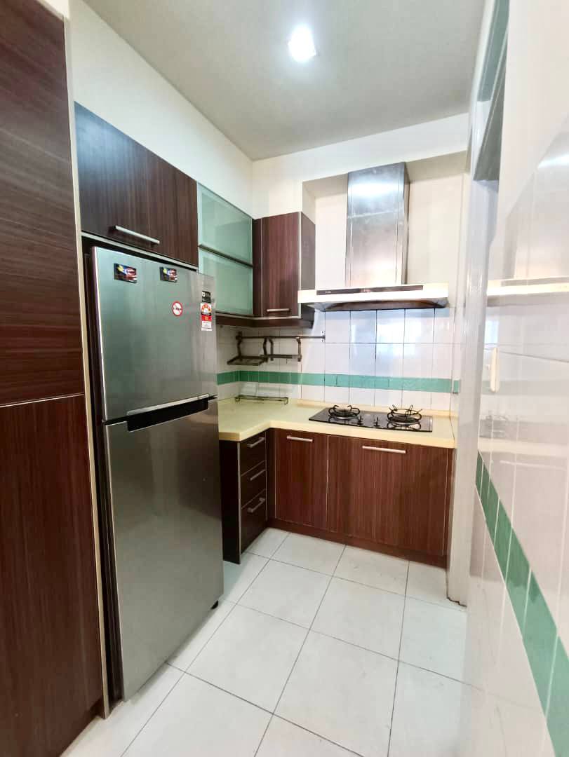 Metropolitan Square Condo - photo 5