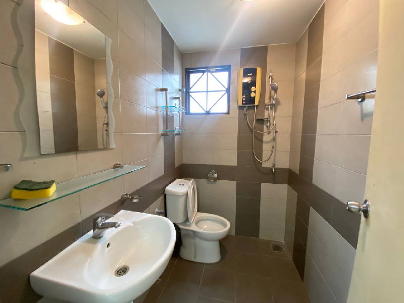 Terrace House Damansara Utama - photo 12