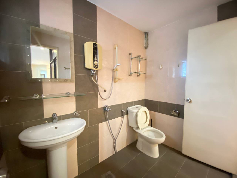Terrace House Damansara Utama - photo 13