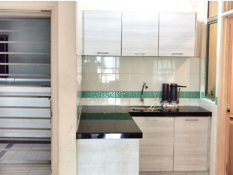 Metropolitan Square Condominium - photo 2