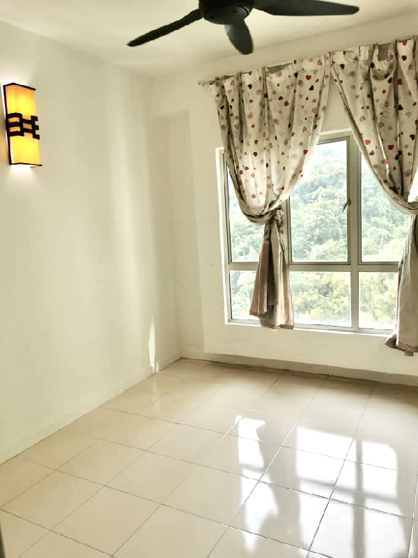 Metropolitan Square Condominium - photo 5