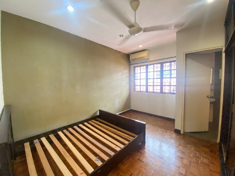 Terrace House Damansara Utama - photo 9