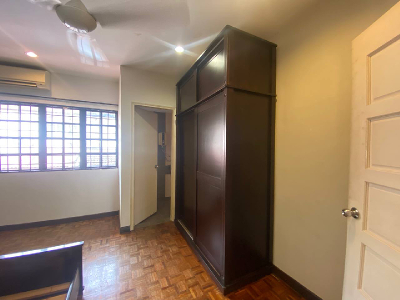Terrace House Damansara Utama - photo 10