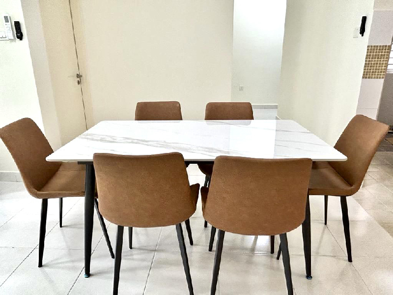 Metropolitan Square Condominium - photo 4