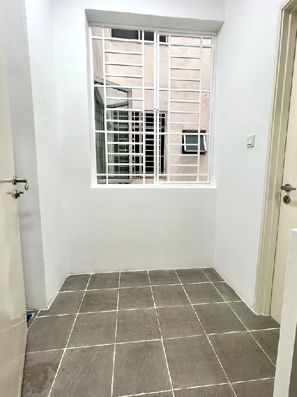 Metropolitan Square Condominium - photo 7