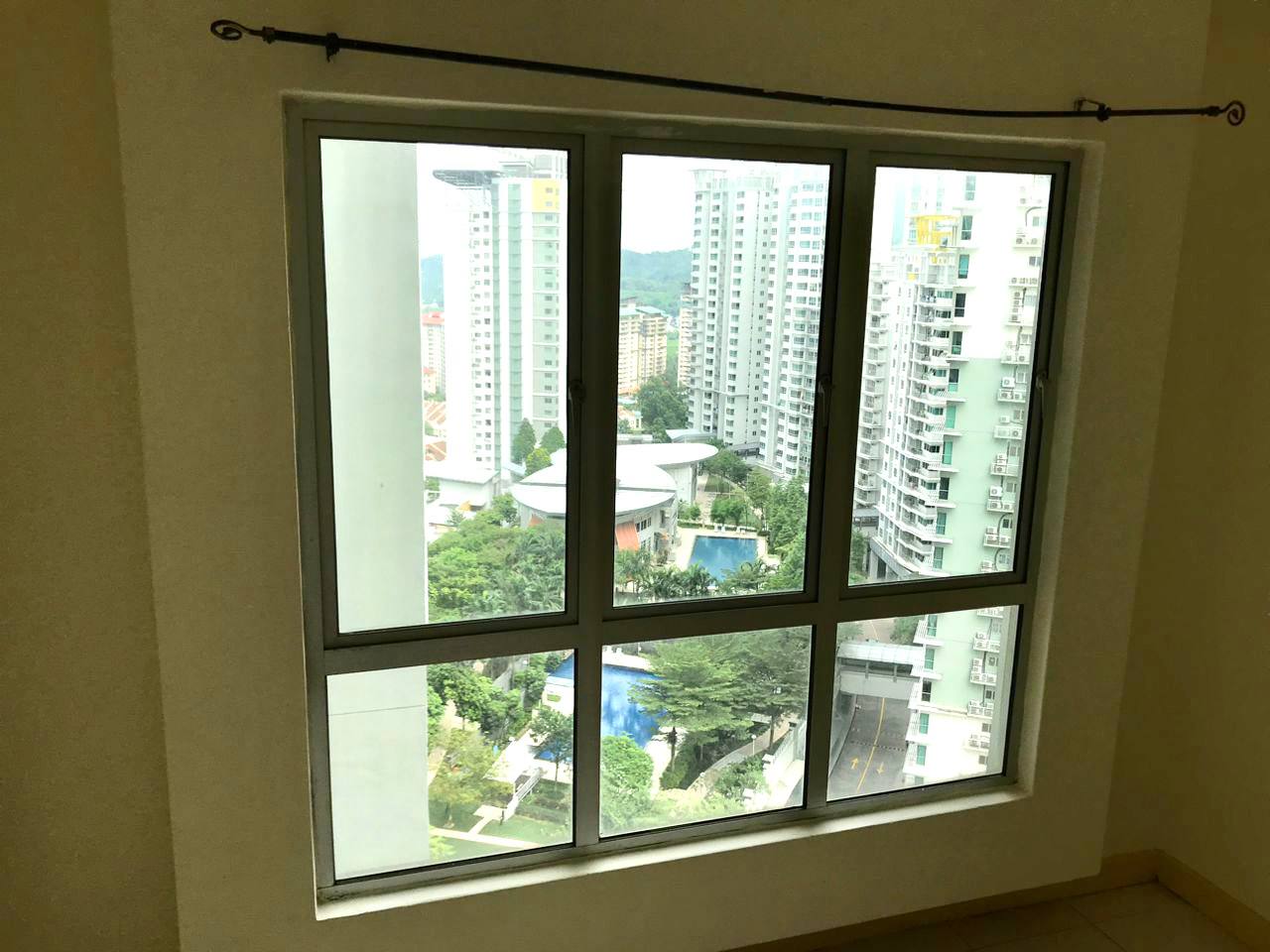 Metropolitan Square - photo 4