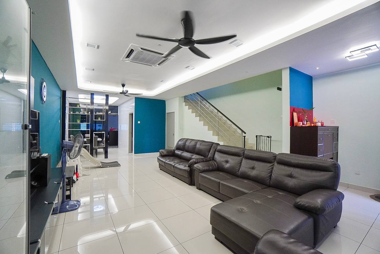 DOUBLE STOREY TERRACE, TAMAN SEMARANG INTAN - photo 4
