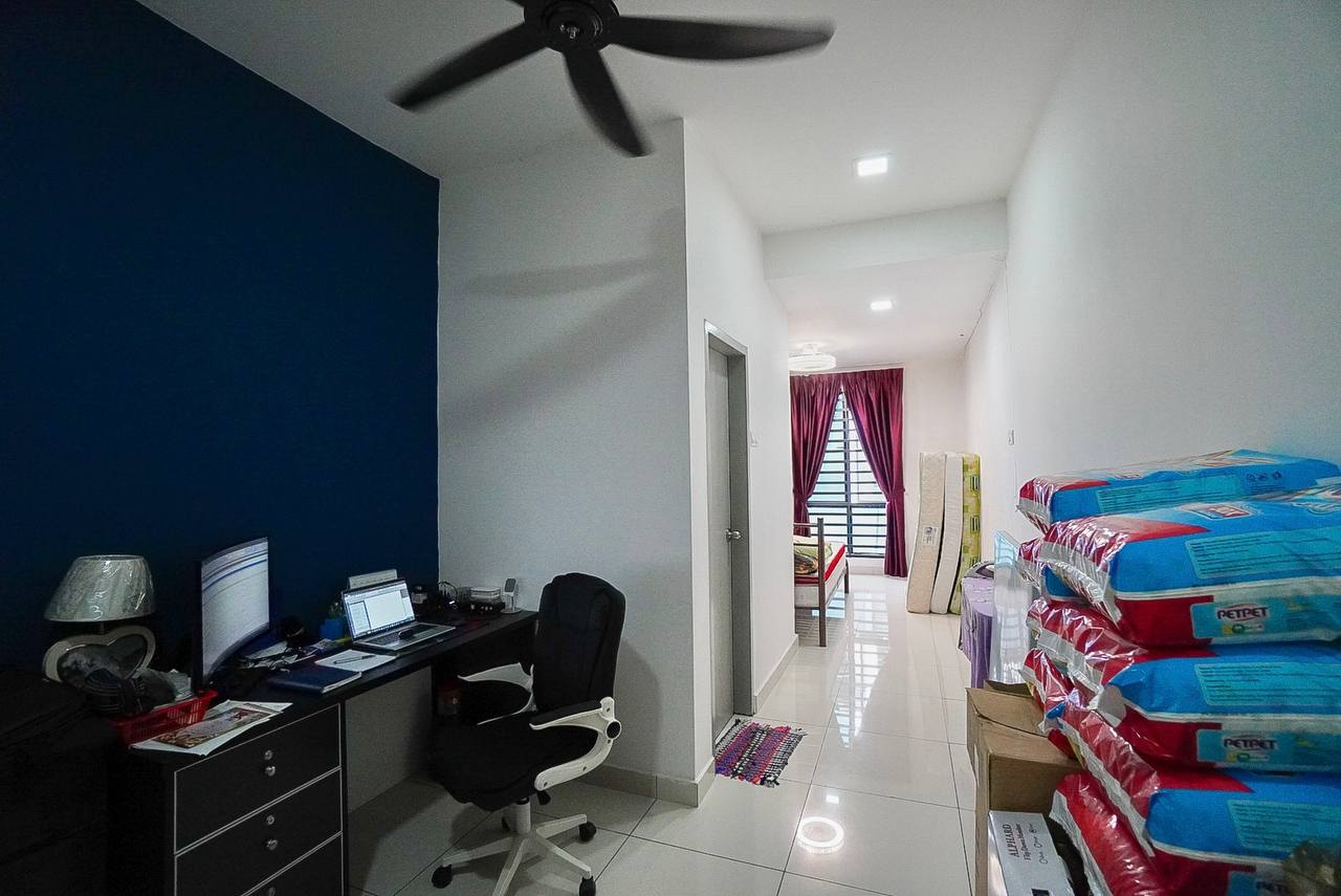 DOUBLE STOREY TERRACE, TAMAN SEMARANG INTAN - photo 11